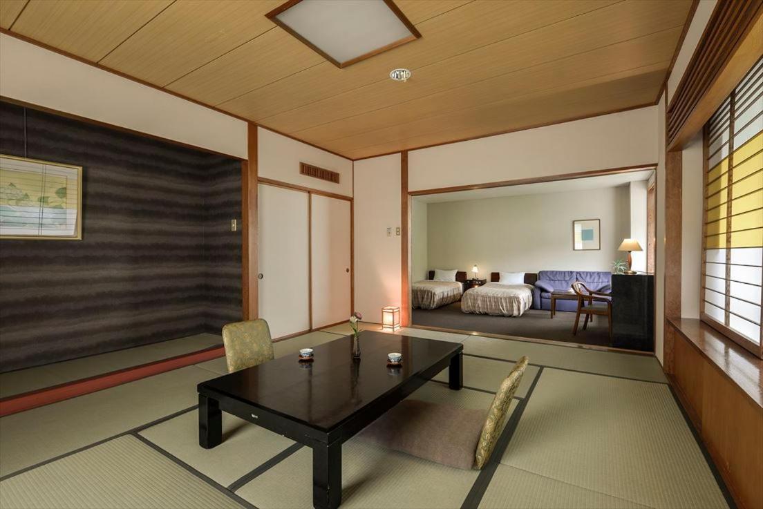 Takamiya Hotel Lucent Yamagata  Esterno foto